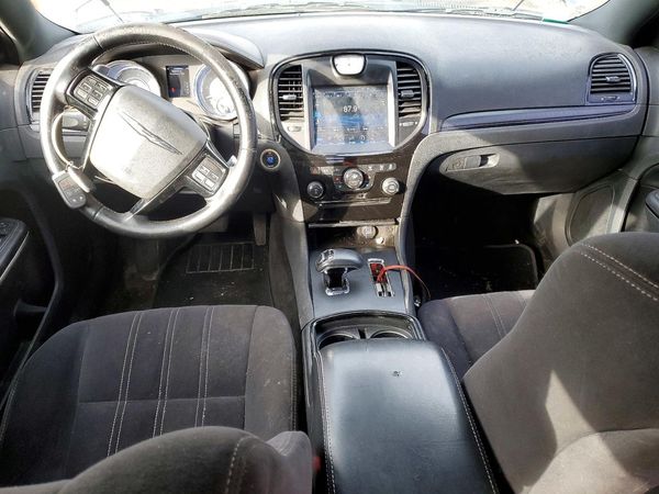 2012 CHRYSLER 300 300S V6 — CKPT