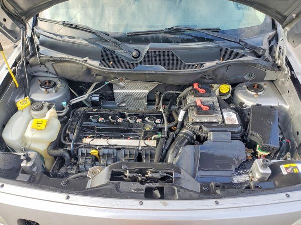 2016 JEEP PATRIOT — Engine bay