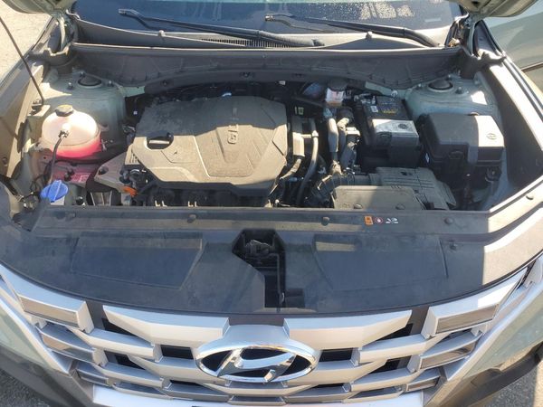 2024 HYUNDAI SANTA CRUZ SEL Base — Engine bay