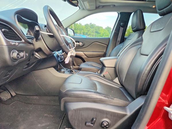 2019 JEEP CHEROKEE — DENT