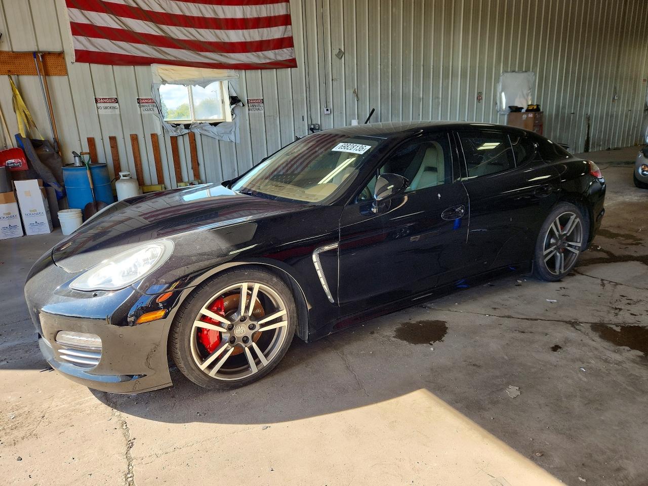 2012 PORSCHE PANAMERA S (2WD), 4S (4WD) — Front 3/4