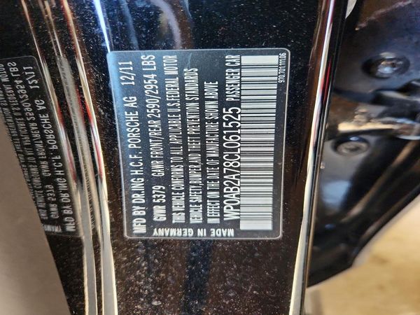 2012 PORSCHE PANAMERA S (2WD), 4S (4WD) — VINS