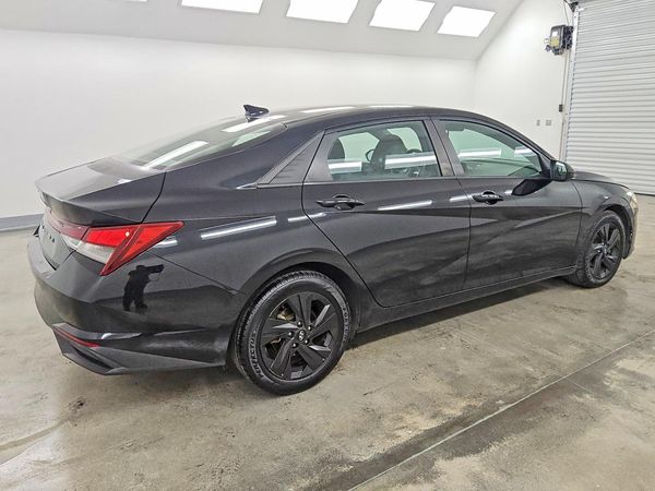 2021 HYUNDAI ELANTRA Blue — PSRA