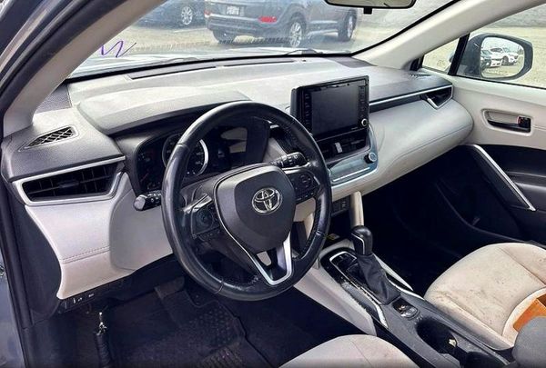 2022 TOYOTA COROLLA CROSS LE