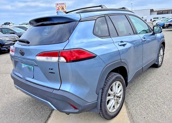 2022 TOYOTA COROLLA CROSS LE