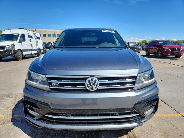 2018 VOLKSWAGEN TIGUAN SE, 4Motion SEL — DIRF