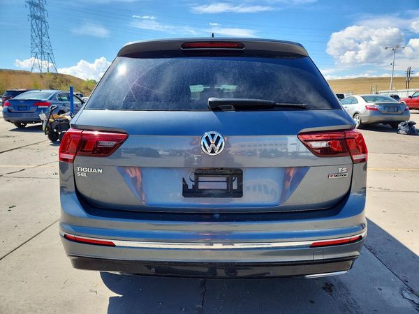 2018 VOLKSWAGEN TIGUAN SE, 4Motion SEL — DIRR