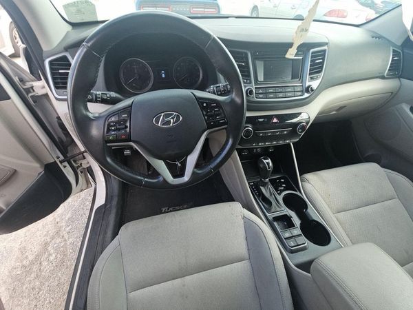 2017 HYUNDAI TUCSON