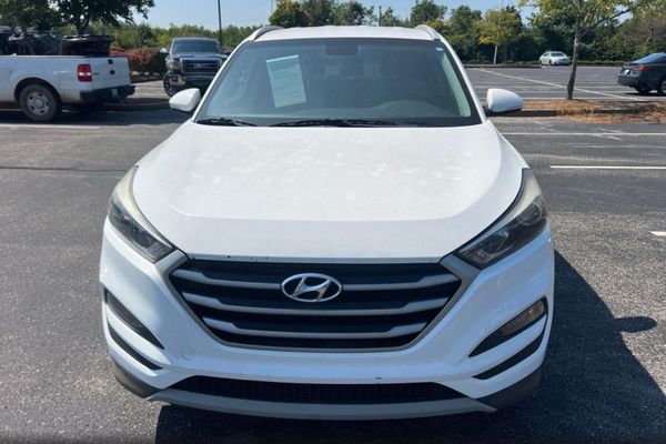 2017 HYUNDAI TUCSON