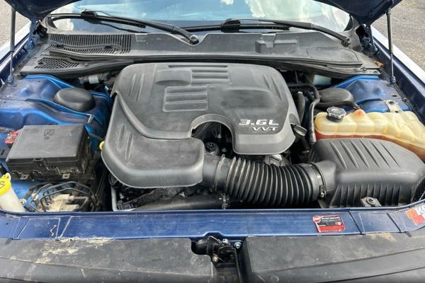 2017 DODGE CHALLENGER SXT