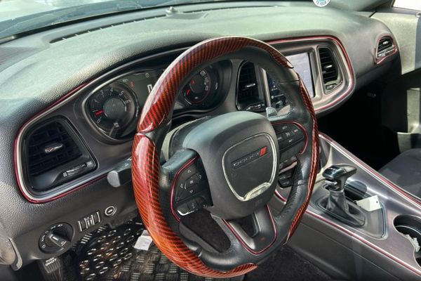 2017 DODGE CHALLENGER SXT