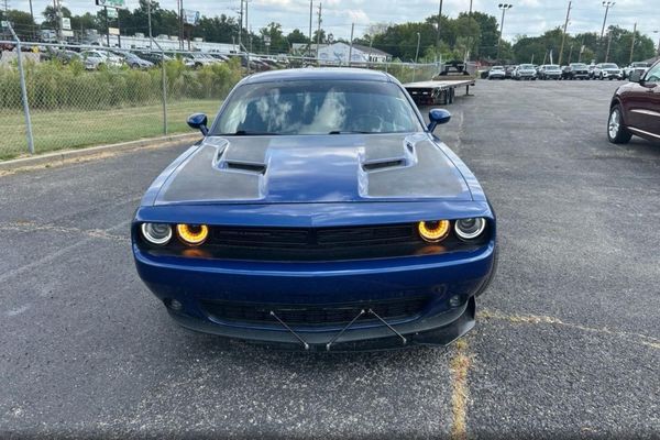 2017 DODGE CHALLENGER SXT