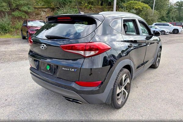 2016 HYUNDAI TUCSON