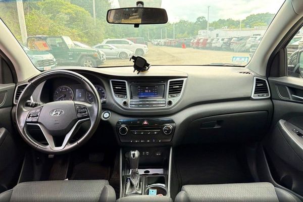 2016 HYUNDAI TUCSON