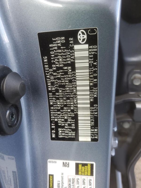 2021 TOYOTA COROLLA