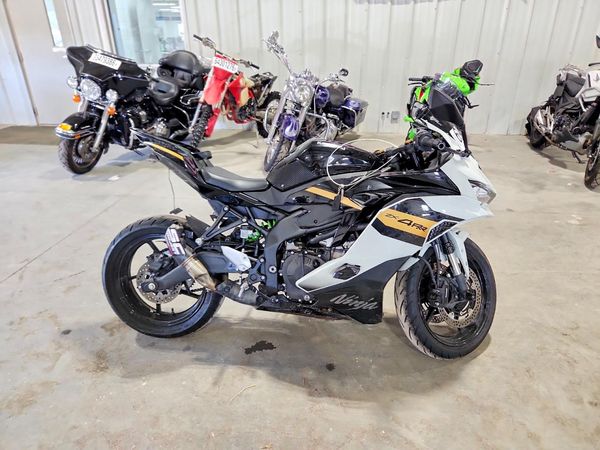 2026 KAWASAKI ZX400 — RSDT