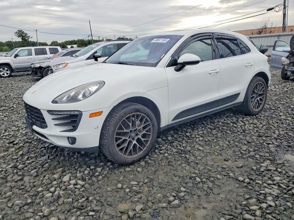 2015 PORSCHE MACAN — DSFA — Front 3/4
