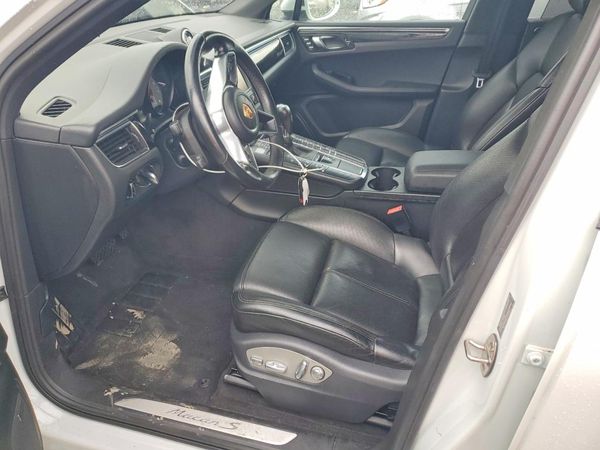 2015 PORSCHE MACAN — DENT
