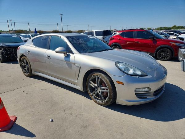 2012 PORSCHE PANAMERA Base (2WD), 4 (4WD) — Passenger 3/4