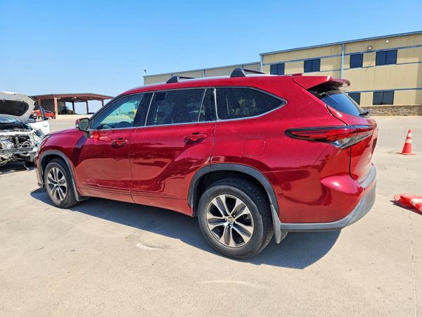 2022 TOYOTA HIGHLANDER XLE — DSRA
