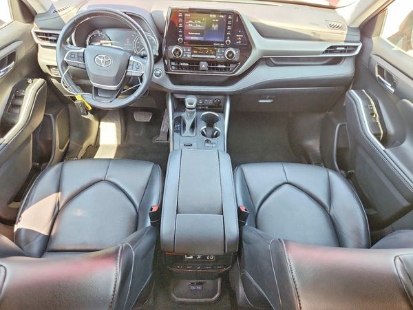 2022 TOYOTA HIGHLANDER XLE — CKPT