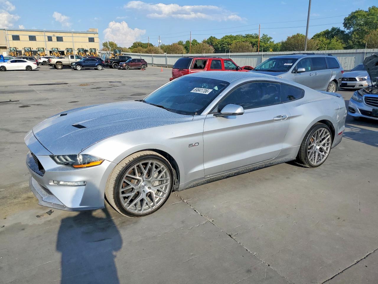 2019 FORD MUSTANG GT Coupe — Front 3/4