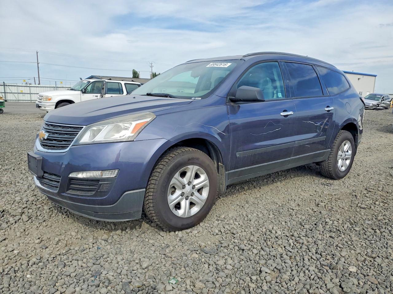 2013 CHEVROLET TRAVERSE LS — Front 3/4