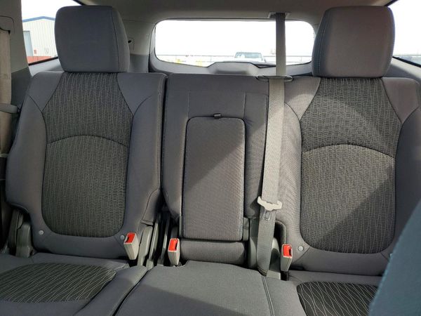 2013 CHEVROLET TRAVERSE LS — SUVN