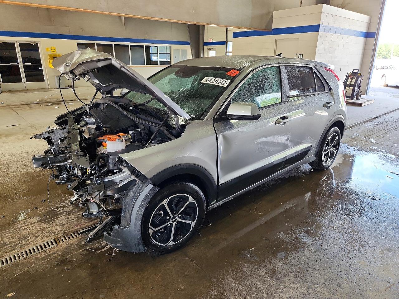2026 KIA NIRO LX — Front 3/4