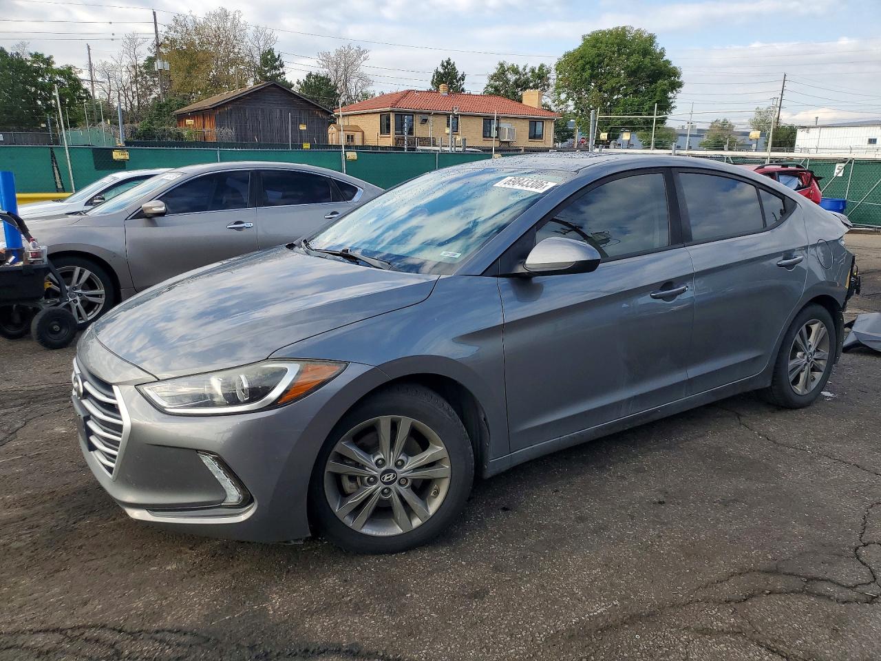 2018 HYUNDAI ELANTRA — Front 3/4
