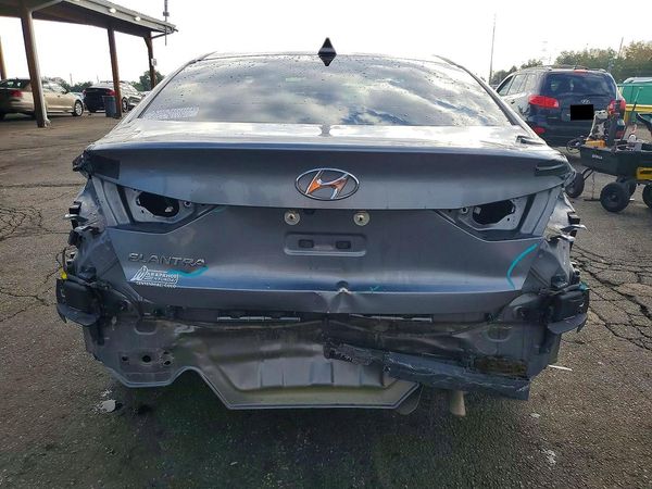 2018 HYUNDAI ELANTRA — DIRR