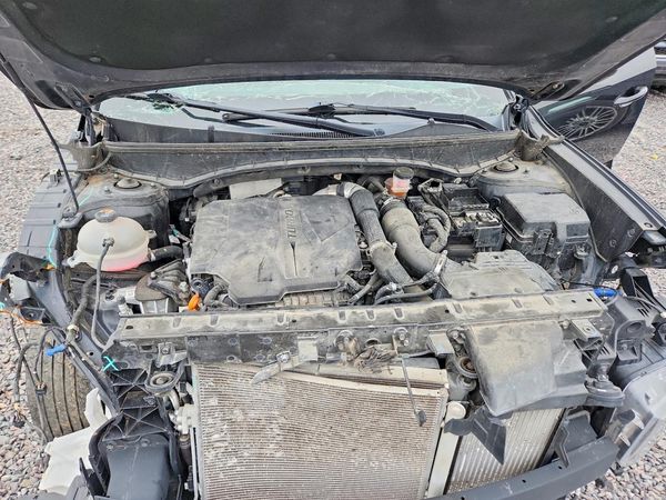 2024 HYUNDAI SANTA CRUZ — Engine bay