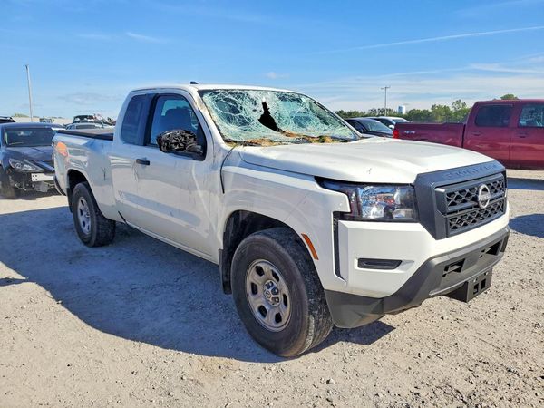 2024 NISSAN FRONTIER — Passenger 3/4
