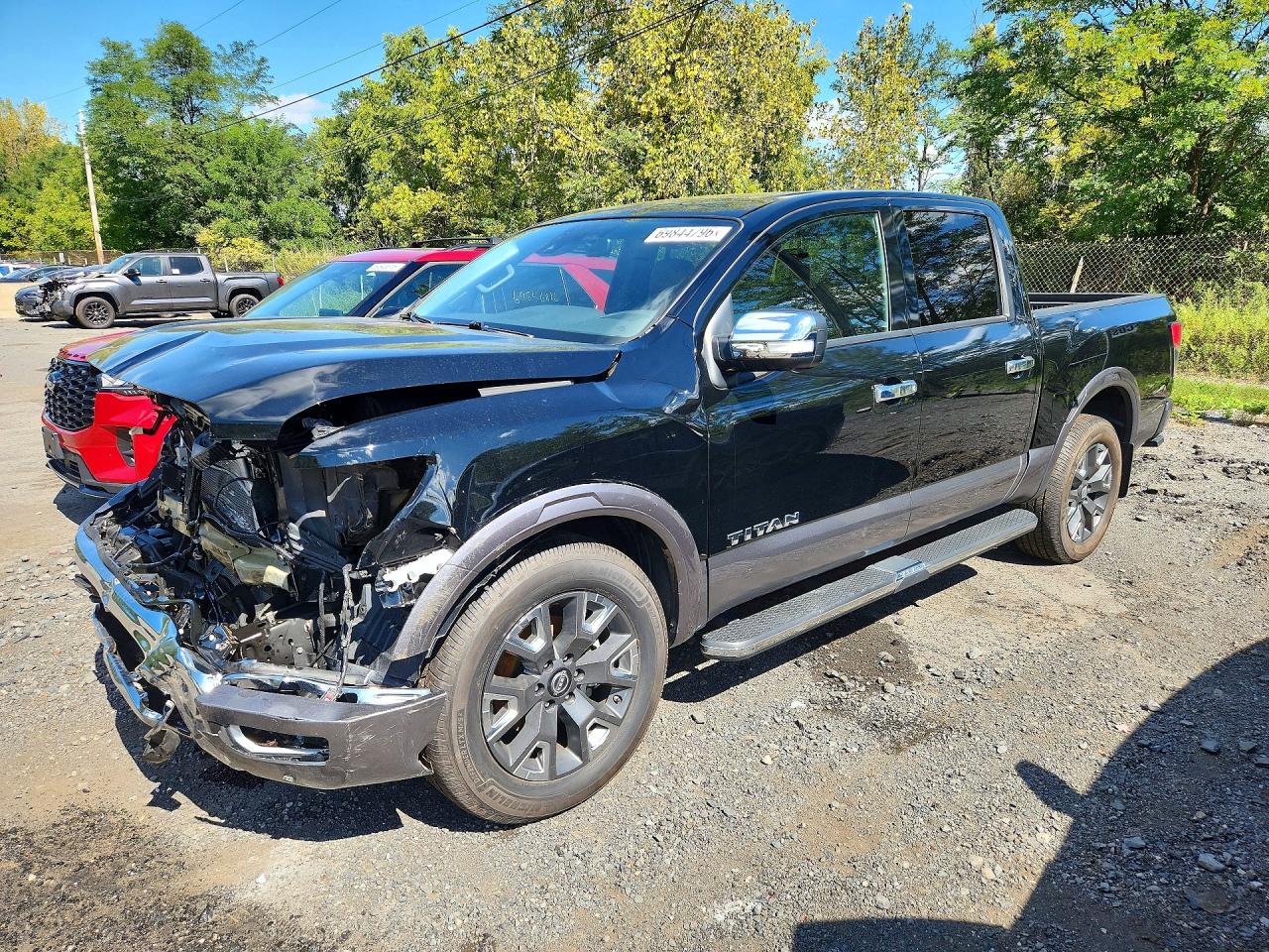 Nissan TITAN