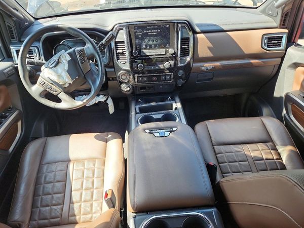 2024 NISSAN TITAN Crew Cab — CKPT