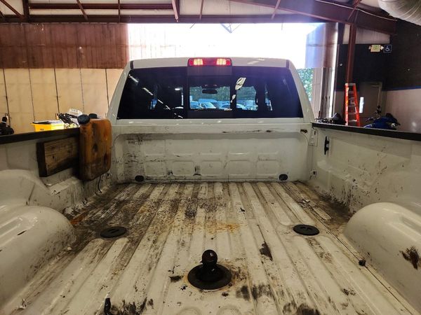 2024 RAM 3500 Tradesman — LOOS