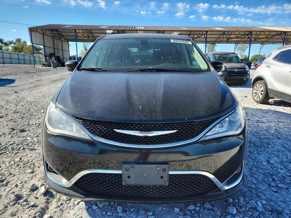2017 CHRYSLER PACIFICA Touring L — DIRF
