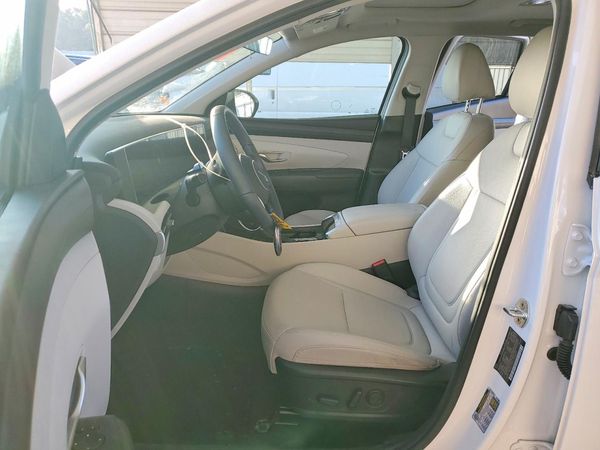 2026 HYUNDAI TUCSON SEL Convenience — DENT