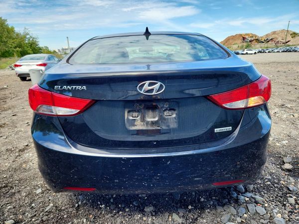 2013 HYUNDAI ELANTRA — DIRR