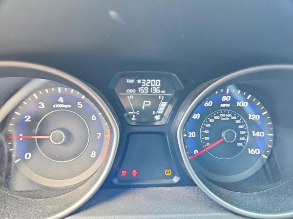 2013 HYUNDAI ELANTRA — ODOM