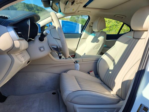 2026 GENESIS G70 2.5T Prestige RWD — DENT