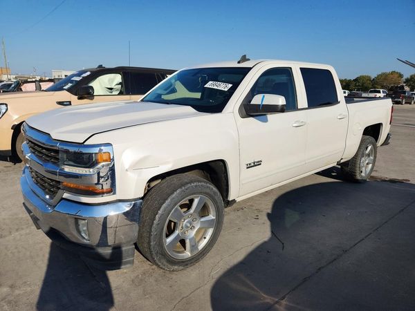 2017 CHEVROLET SILVERADO — DSFA — Front 3/4