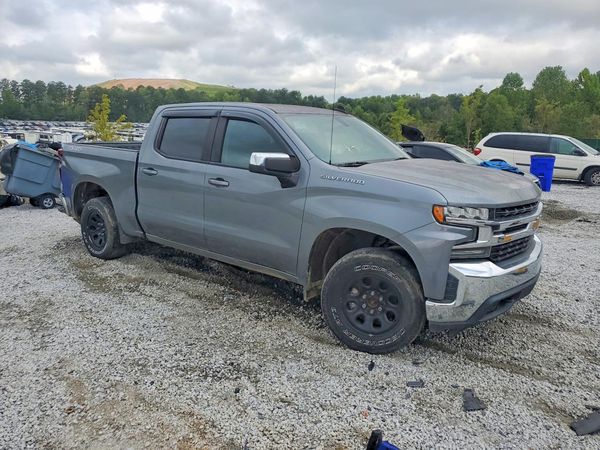 2019 CHEVROLET SILVERADO LT — Passenger 3/4