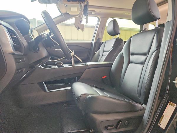2023 NISSAN ROGUE SV — DENT