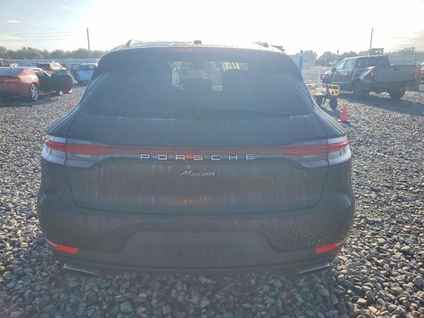 2021 PORSCHE MACAN Base — DIRR