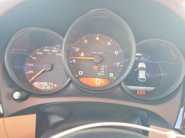 2021 PORSCHE MACAN Base — ODOM