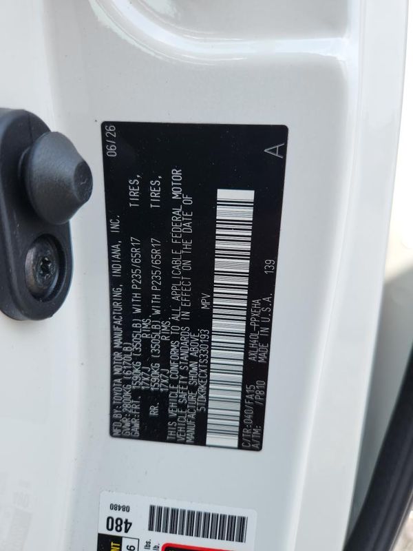 2026 TOYOTA SIENNA LE — VINS