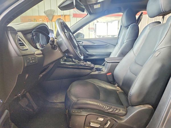2020 MAZDA CX-9 Grand Touring — DENT