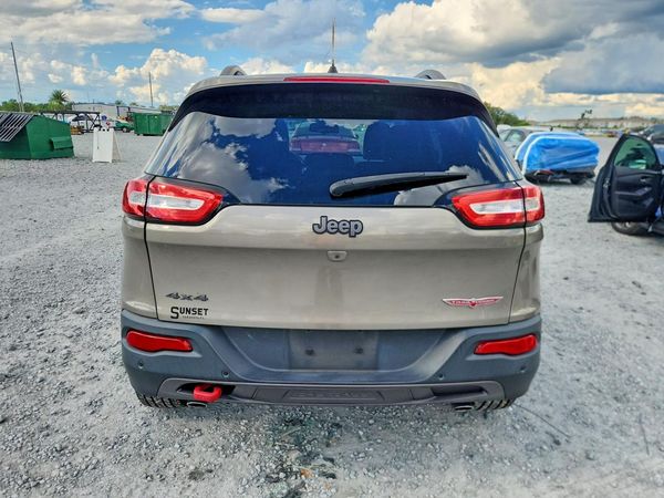 2016 JEEP CHEROKEE Trailhawk — DIRR