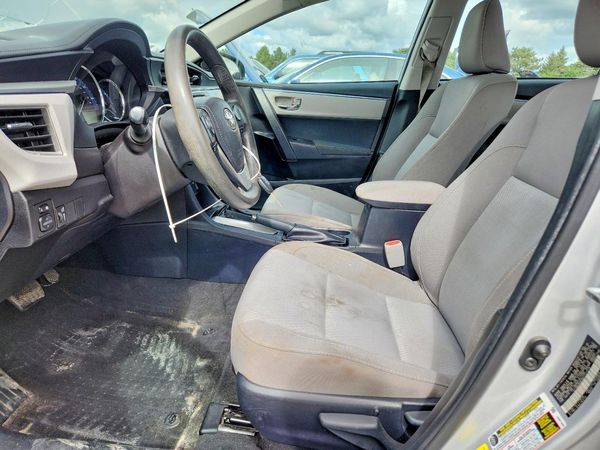 2016 TOYOTA COROLLA L/LE — DENT